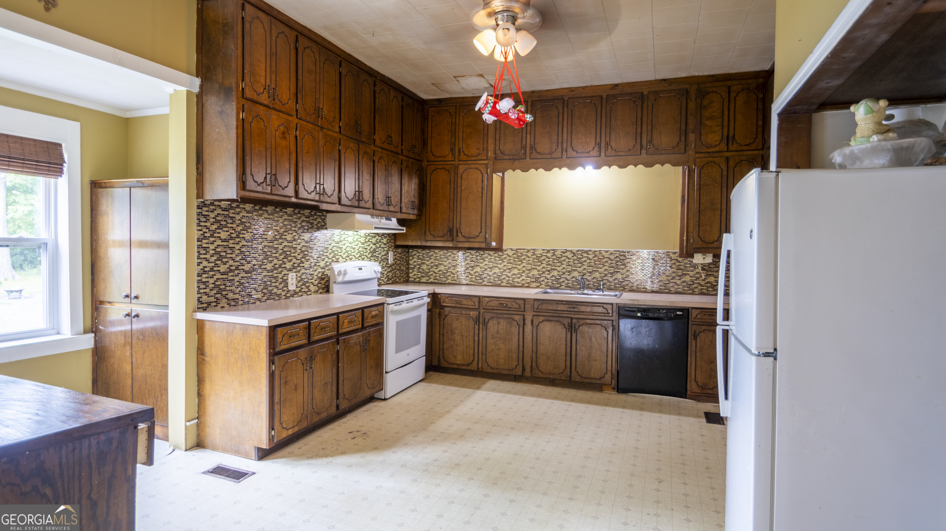 4 Johnson Avenue Manchester, GA 31816 - Photo 8 of 37