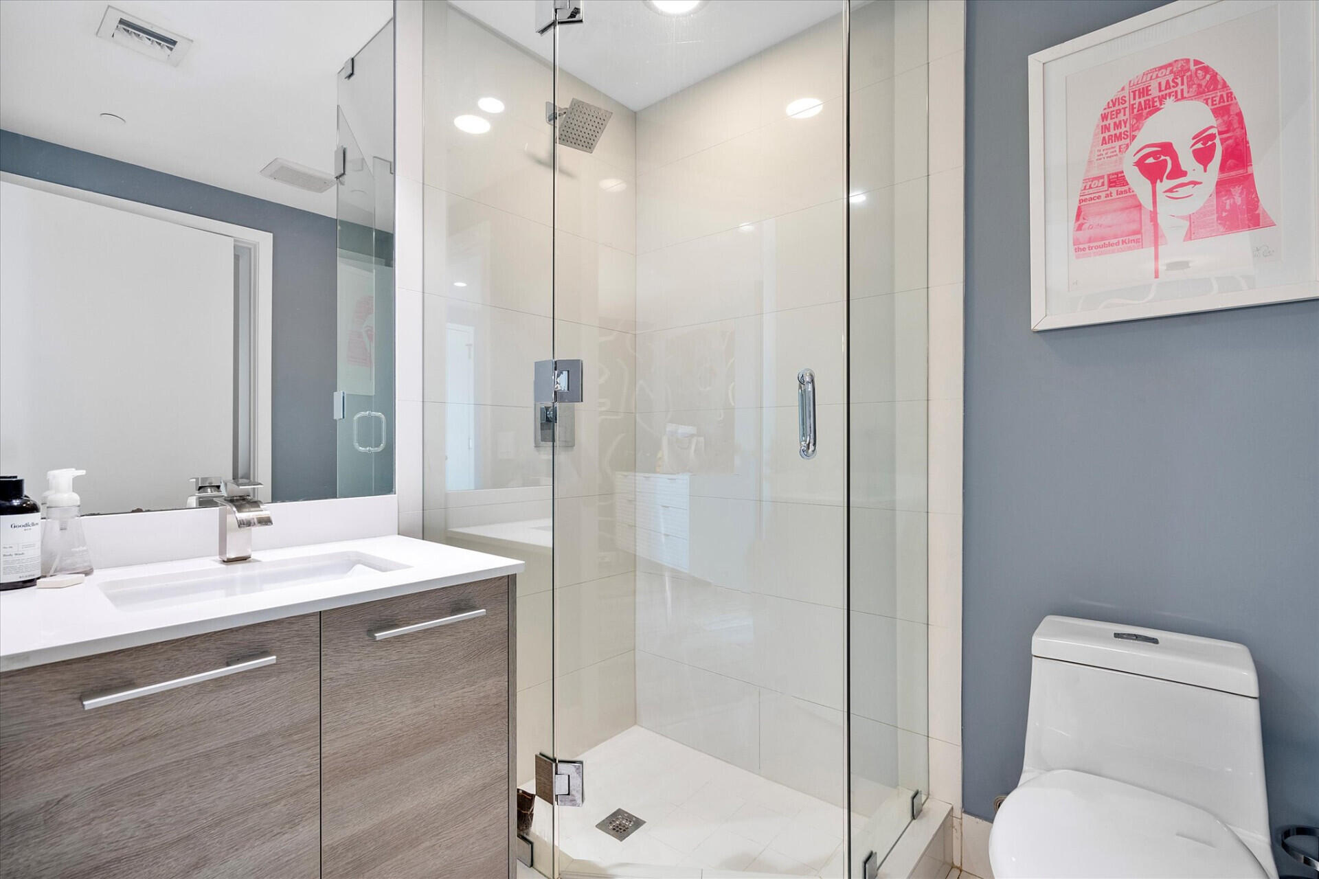 650 Northeast 32nd Street, Unit 606 Miami, FL 33137 - Photo 21 of 24 a bathroom with a sink toilet and shower