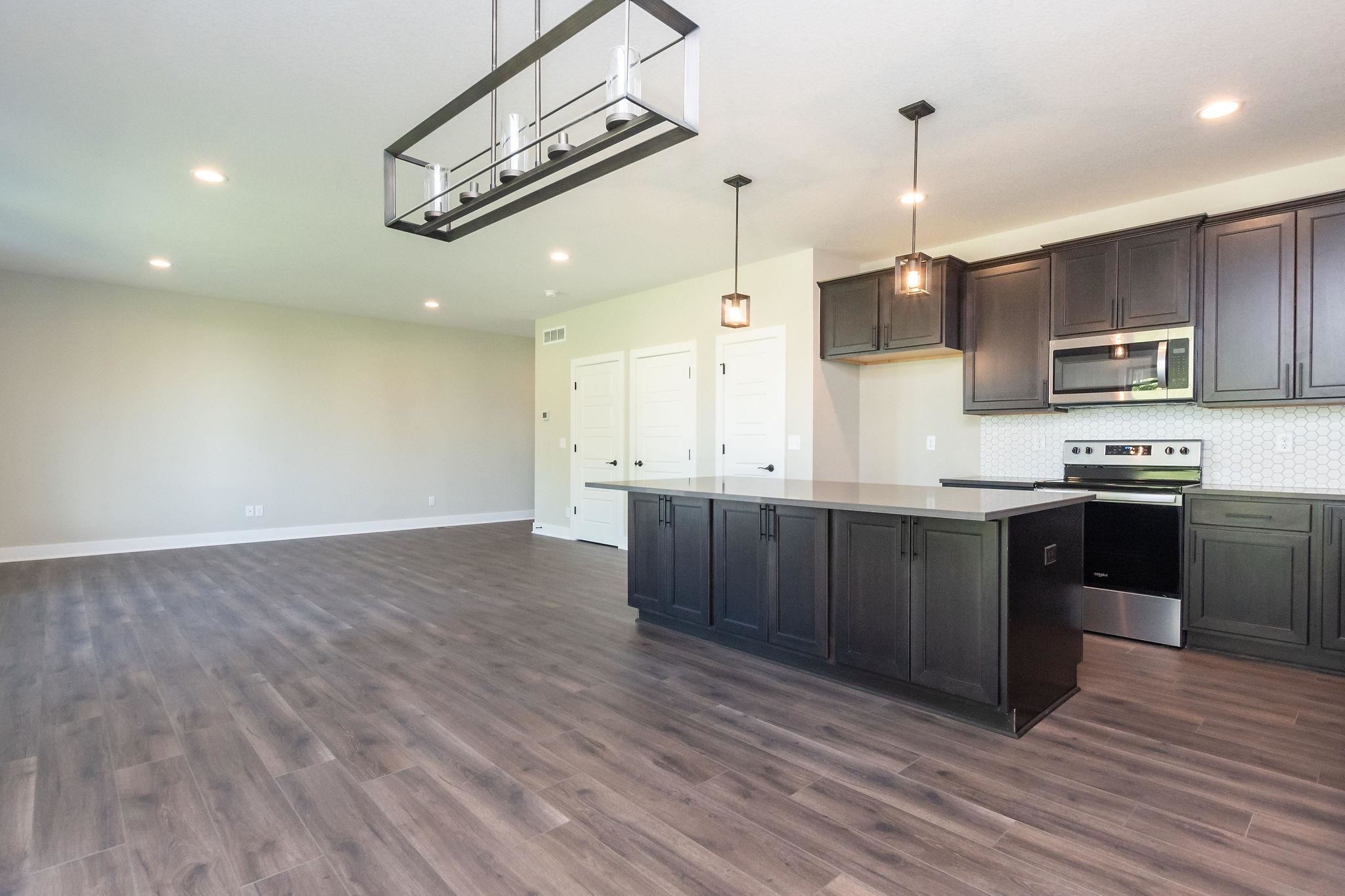 2741 South Lark Court Wichita, KS 67215 - Photo 11 of 33