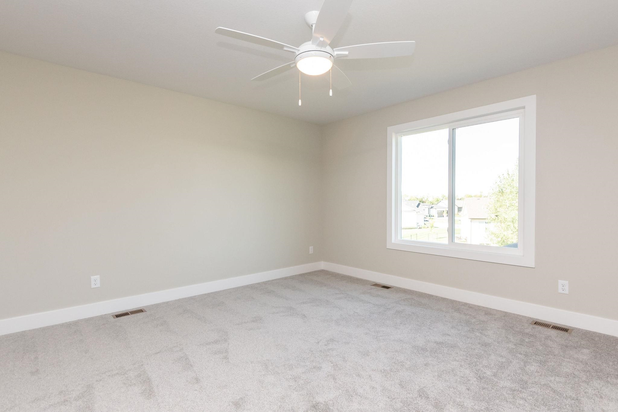 2741 South Lark Court Wichita, KS 67215 - Photo 17 of 33