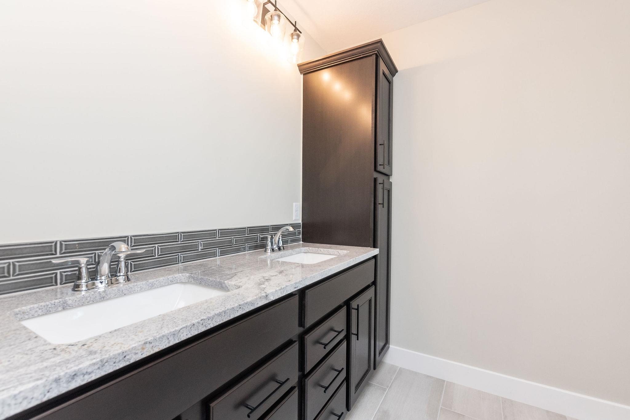 2741 South Lark Court Wichita, KS 67215 - Photo 22 of 33