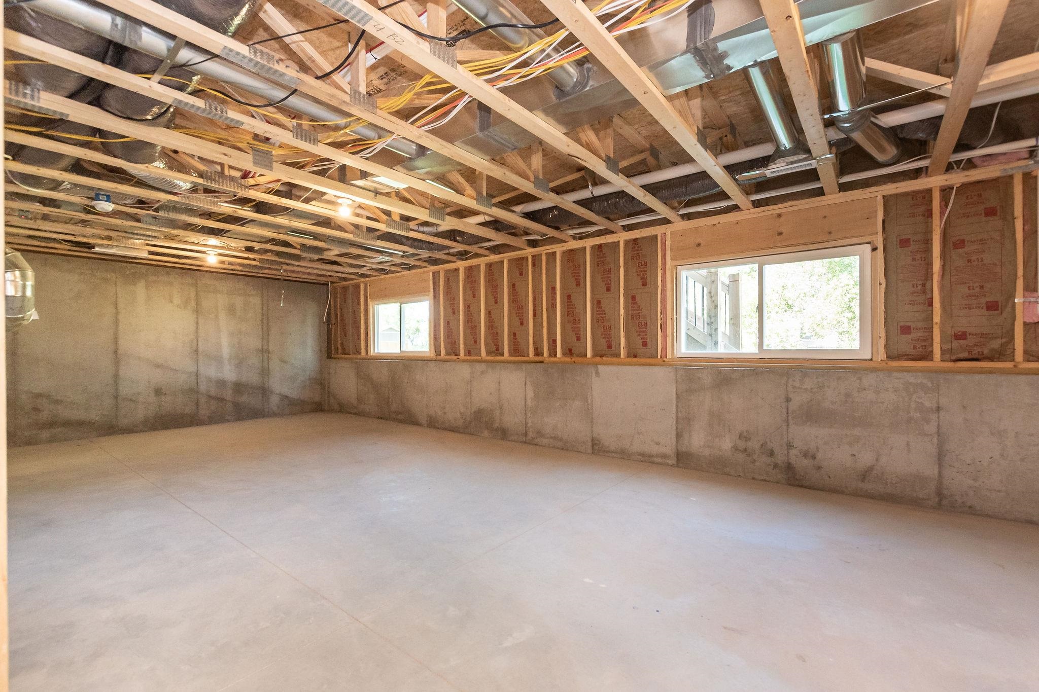 2741 South Lark Court Wichita, KS 67215 - Photo 29 of 33