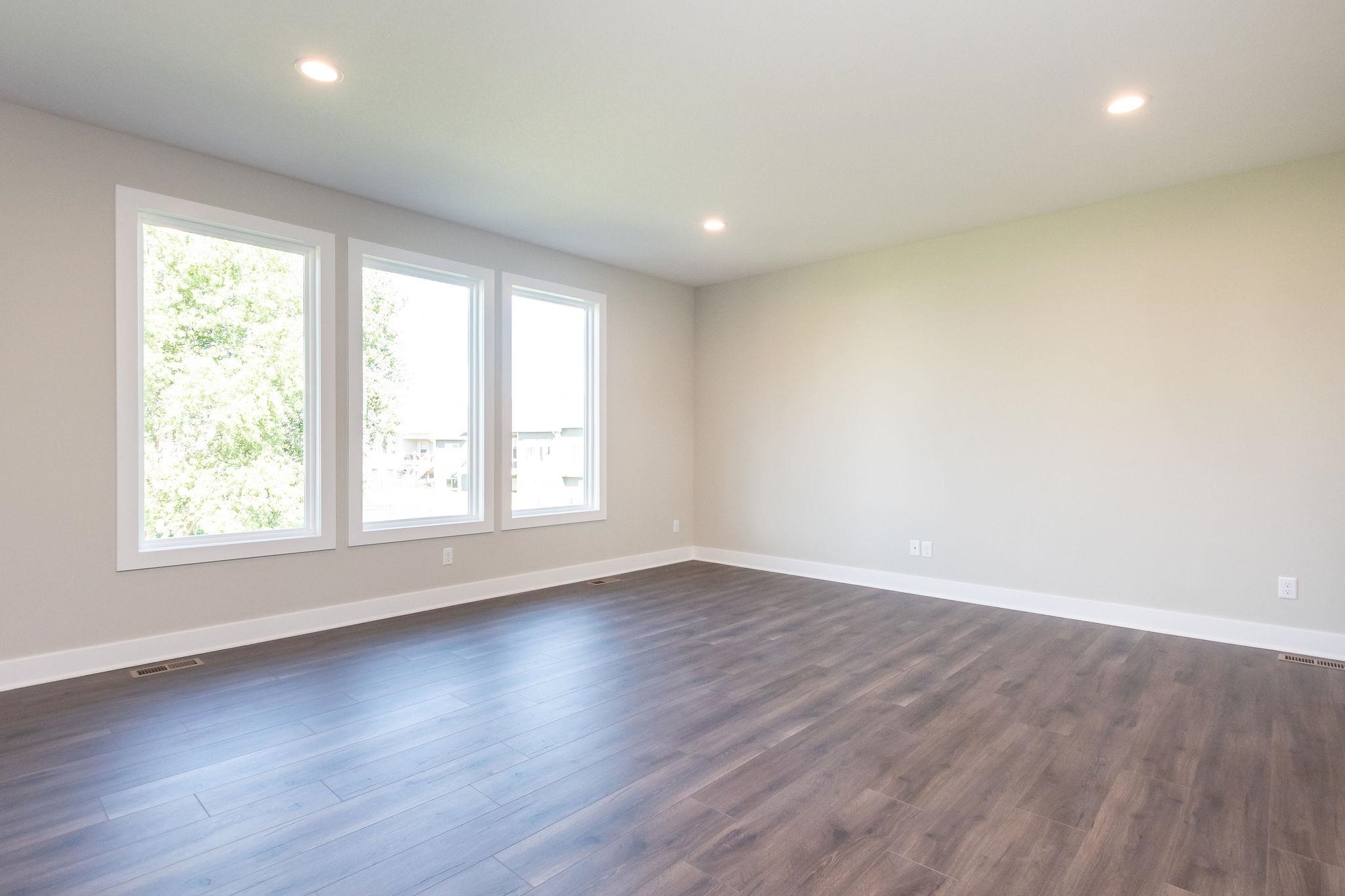 2741 South Lark Court Wichita, KS 67215 - Photo 6 of 33