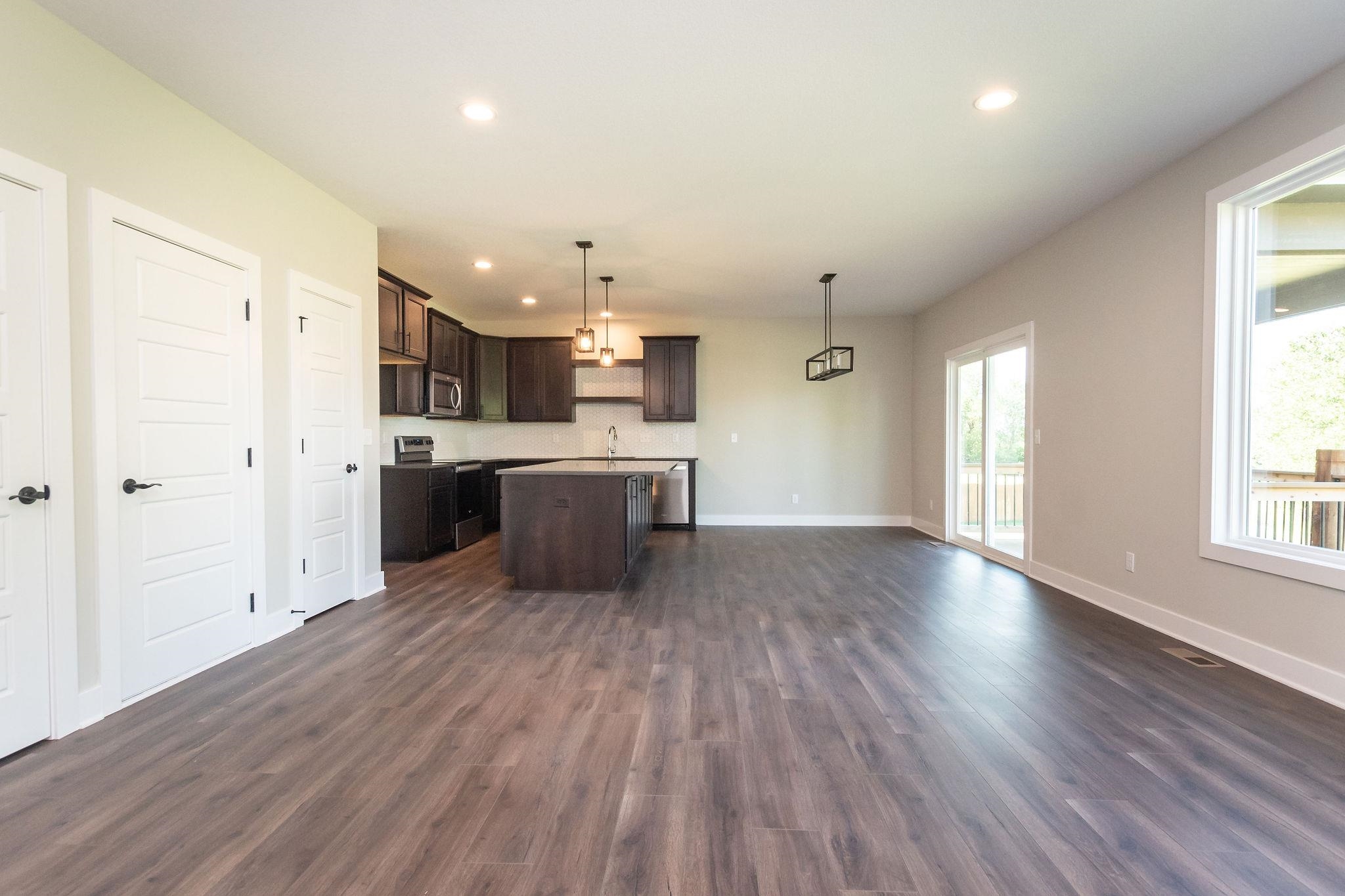 2741 South Lark Court Wichita, KS 67215 - Photo 9 of 33