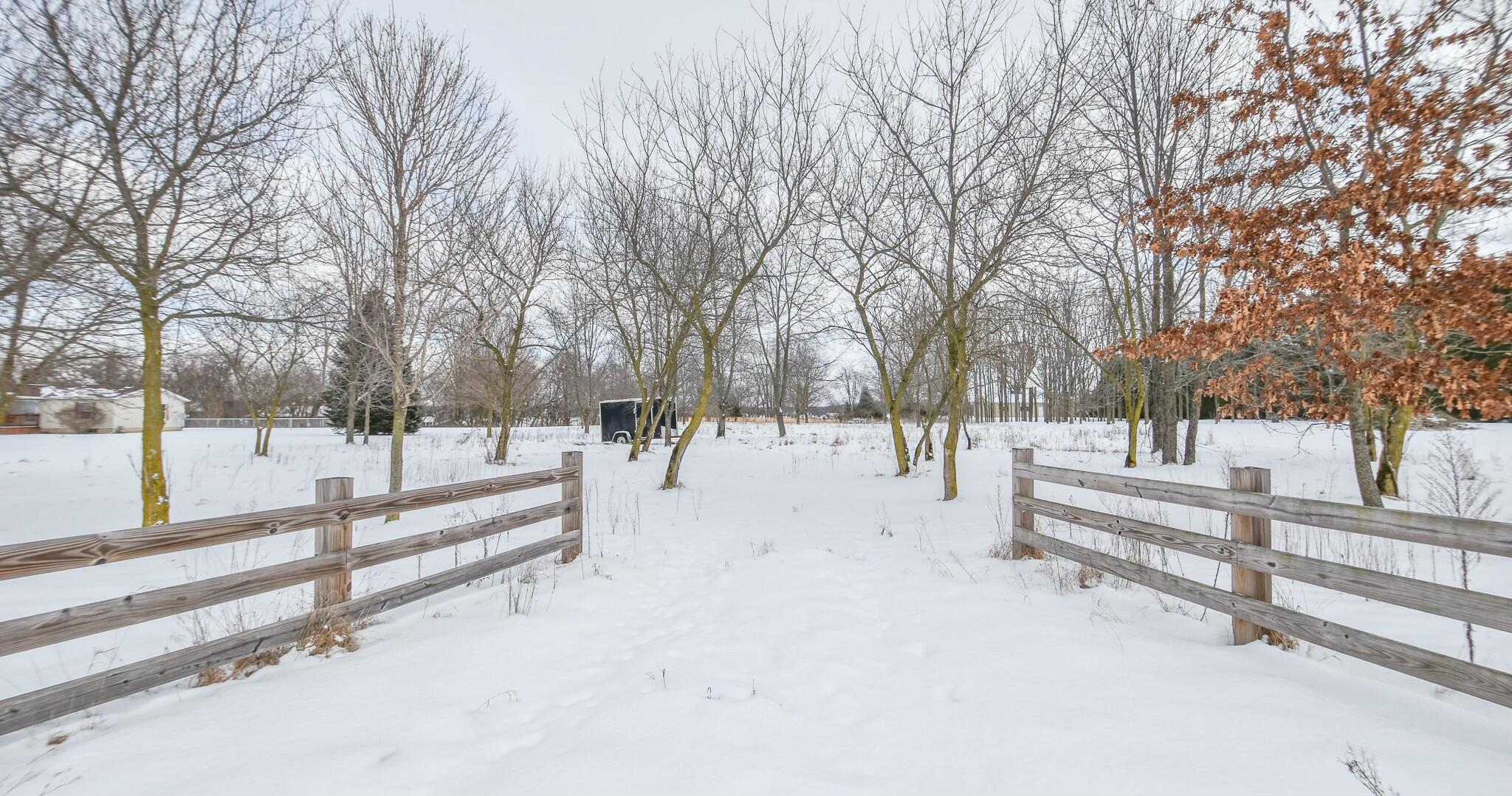 121 Ridge Road Quincy, MI 49082 - Photo 4 of 5 tempImagefCyECe