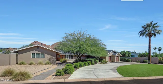 a view of house and outdoor space