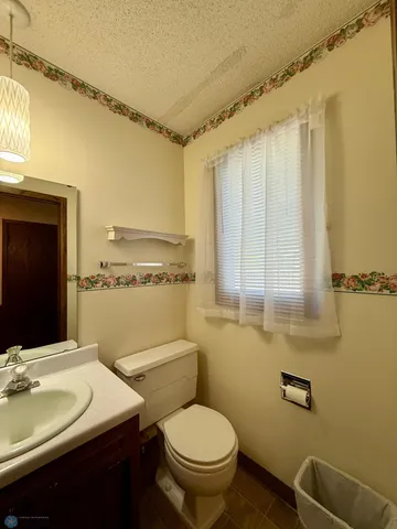 $299,900 | 1614 27th Avenue South, Moorhead, MN 56560