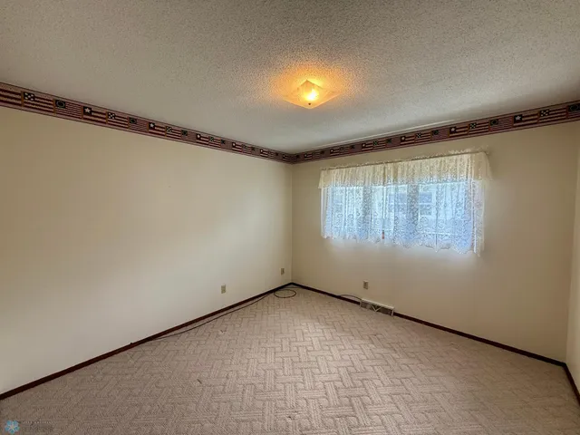 $299,900 | 1614 27th Avenue South, Moorhead, MN 56560