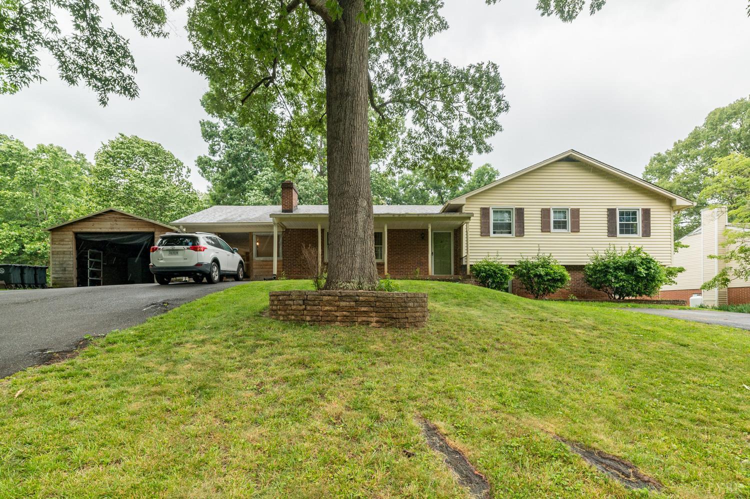 1231 Grove Road Lynchburg, VA 24502 - Photo 1 of 36 Gallery Image 1