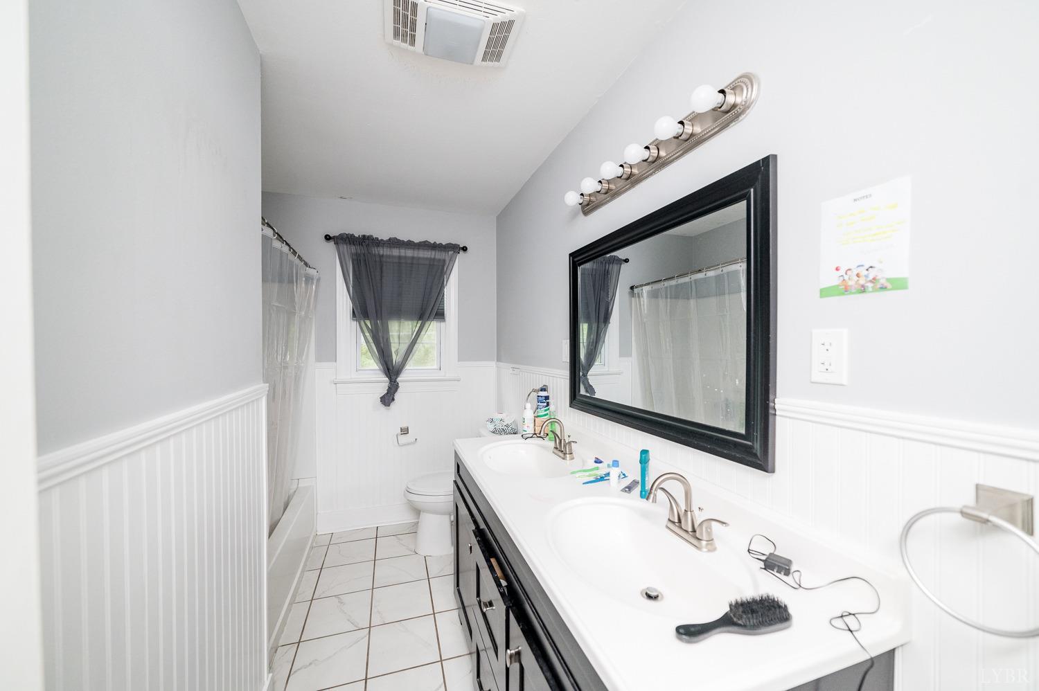 1231 Grove Road Lynchburg, VA 24502 - Photo 13 of 36 Gallery Image 13