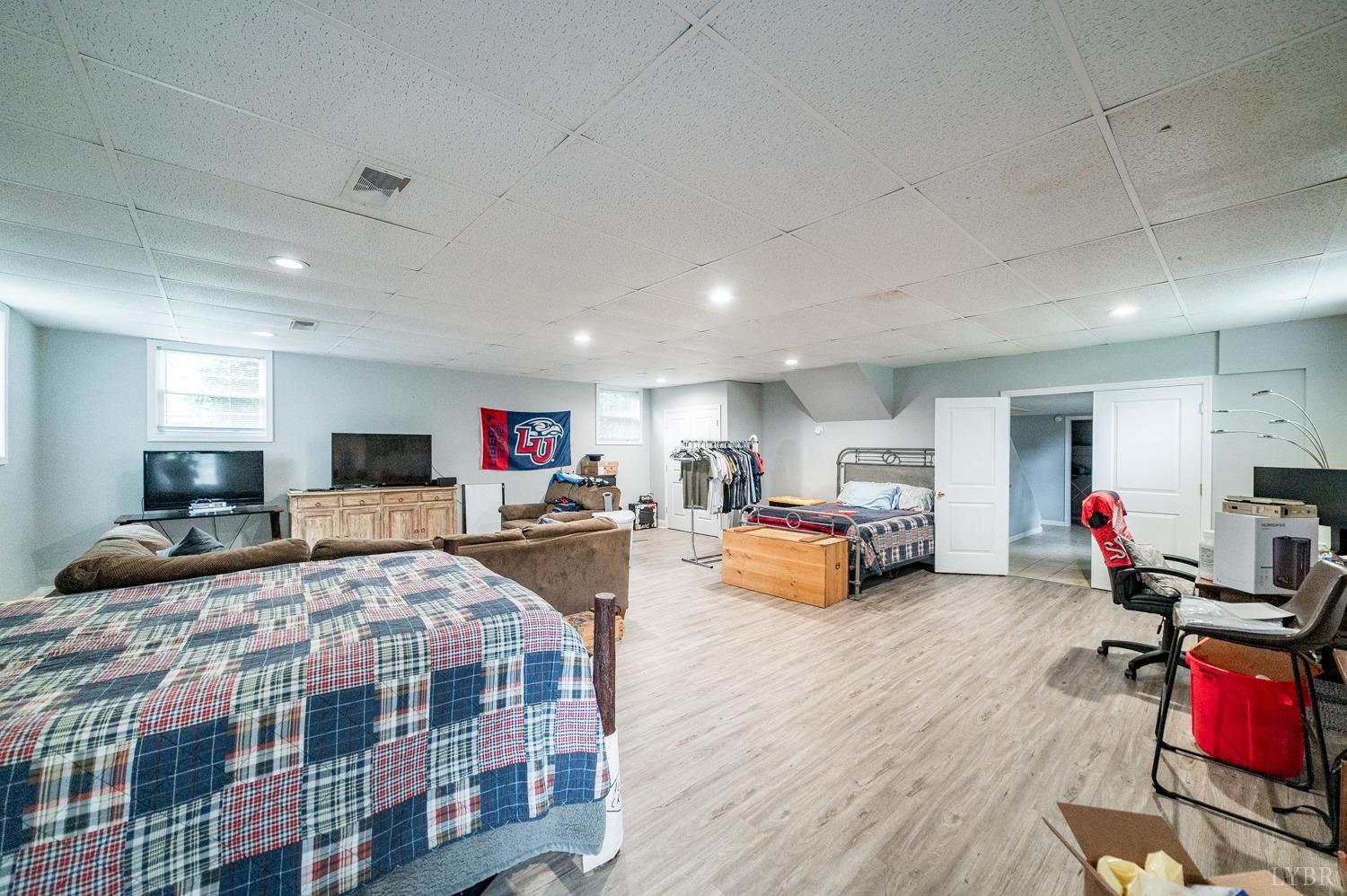1231 Grove Road Lynchburg, VA 24502 - Photo 18 of 36 Gallery Image 18