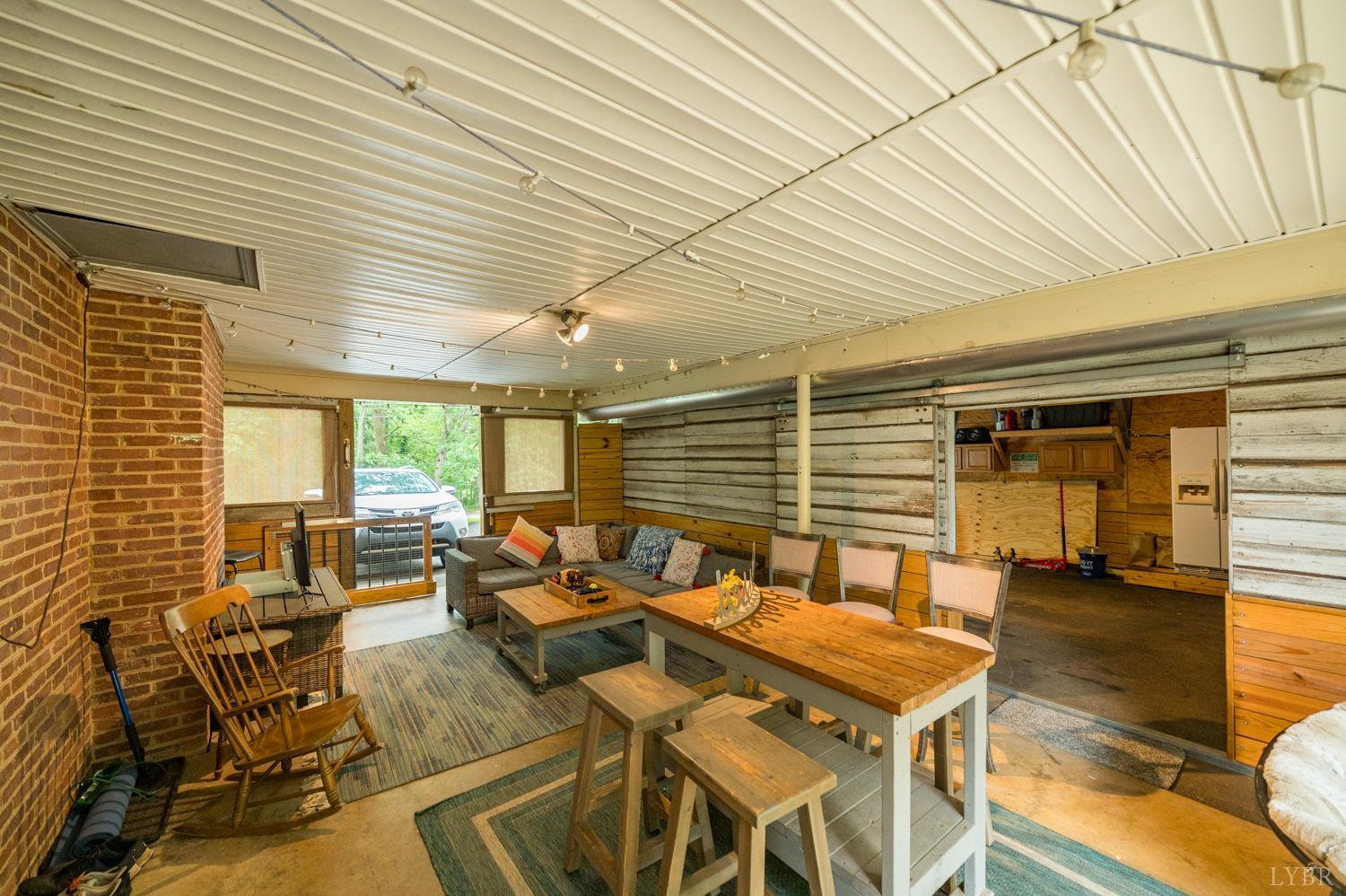 1231 Grove Road Lynchburg, VA 24502 - Photo 21 of 36 Gallery Image 21