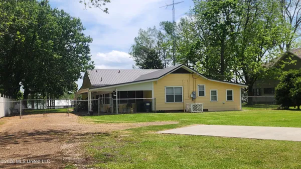 $625,000 | 5375 State Rte 568, Ferriday, LA 71334