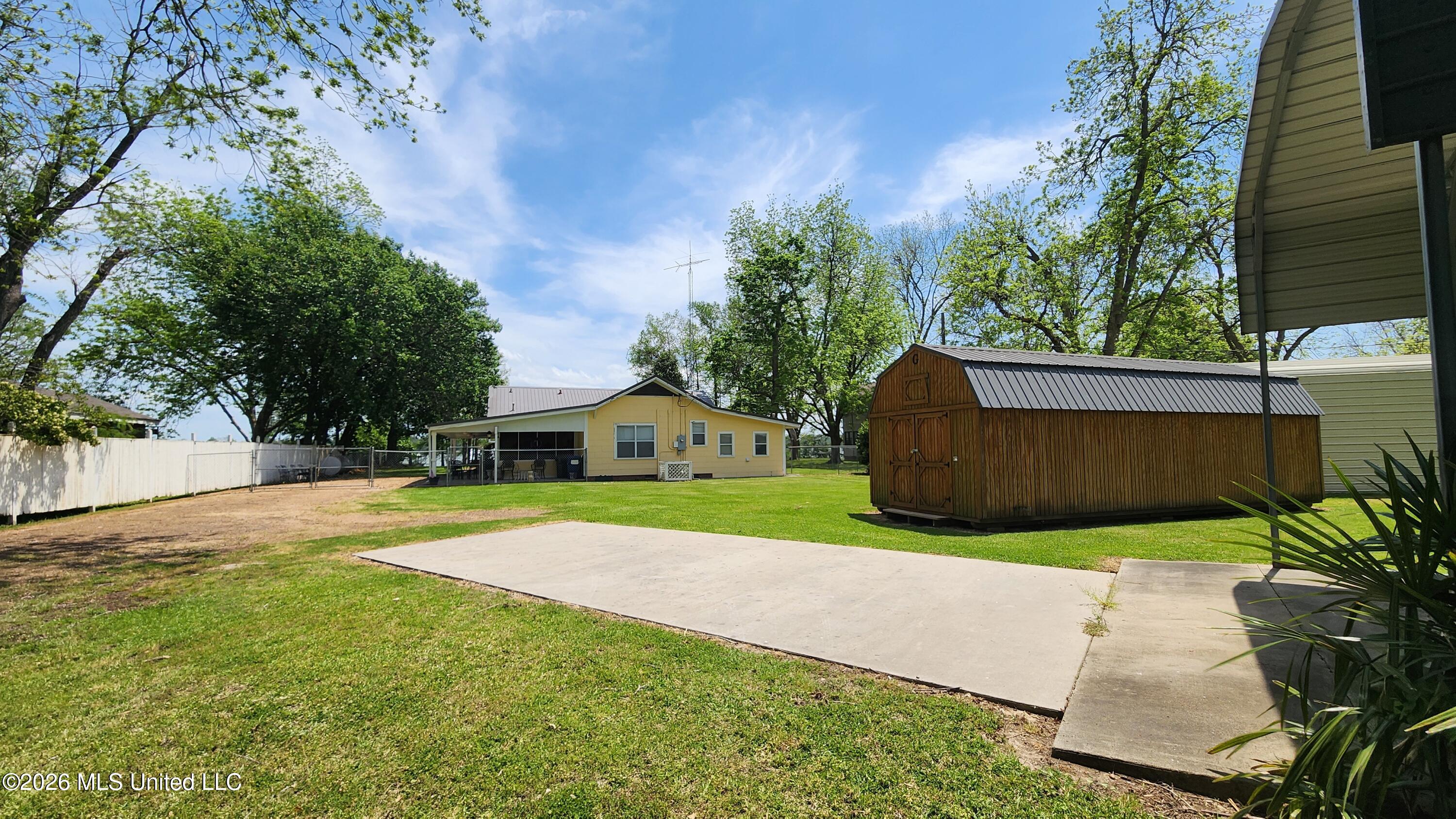 5375 State Rte 568 Ferriday, LA 71334 - Photo 3 of 48 20250418_131214