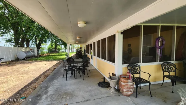 $625,000 | 5375 State Rte 568, Ferriday, LA 71334