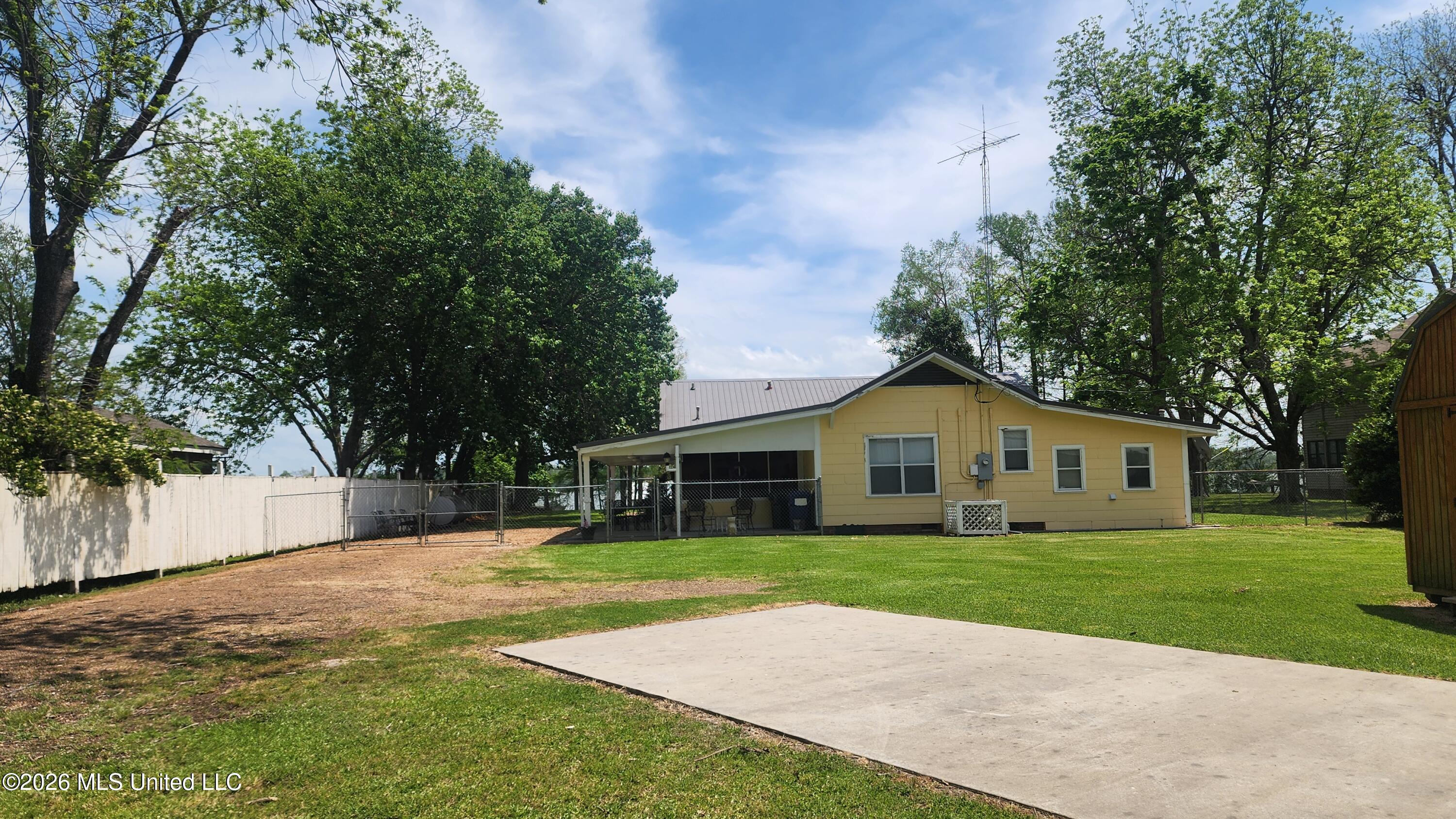 5375 State Rte 568 Ferriday, LA 71334 - Photo 5 of 48 20250418_131219