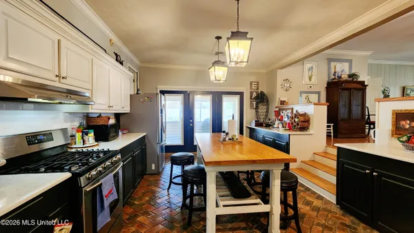 $625,000 | 5375 State Rte 568, Ferriday, LA 71334