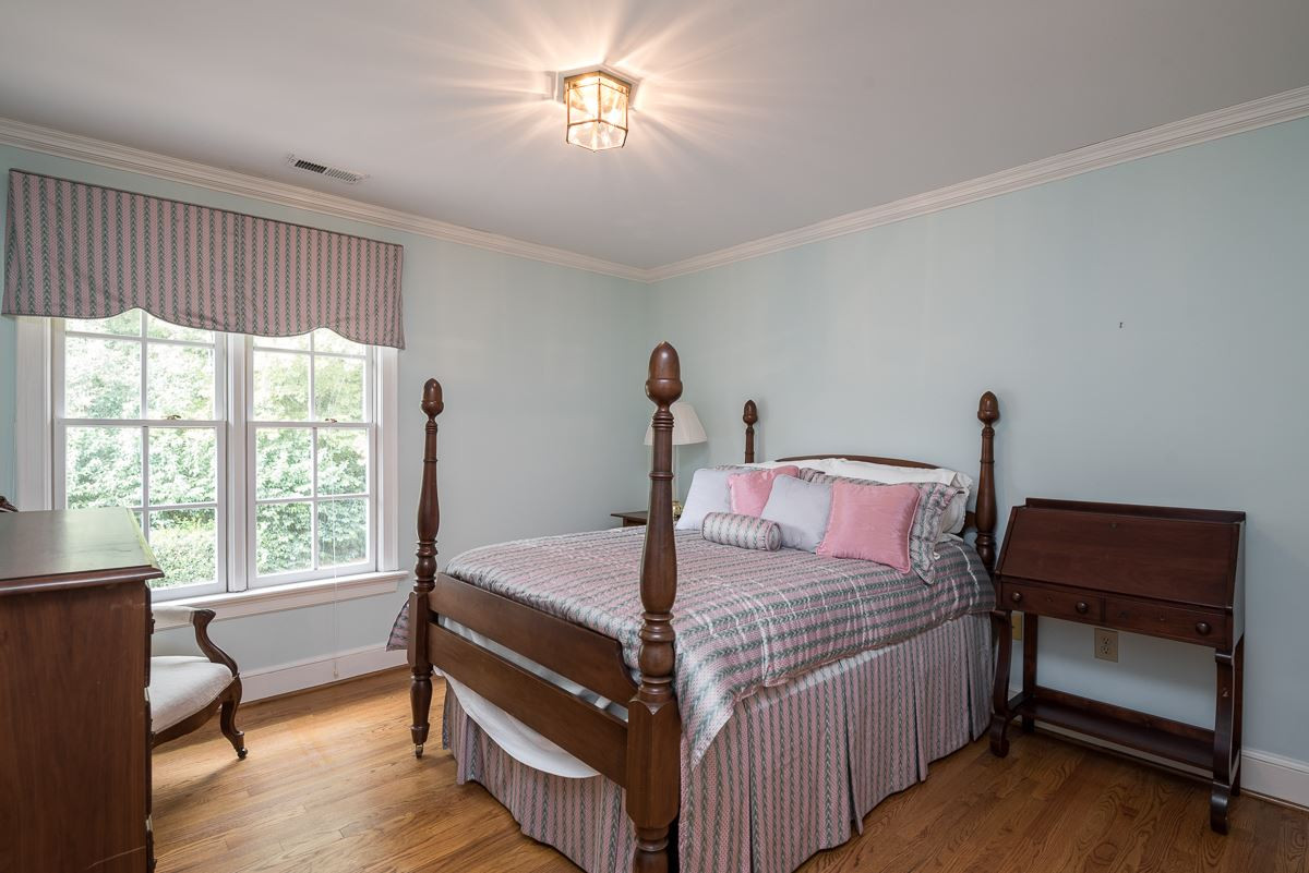 3302 Ridgecrest Court Raleigh, NC 27607 - Photo 14 of 23 Photo 14