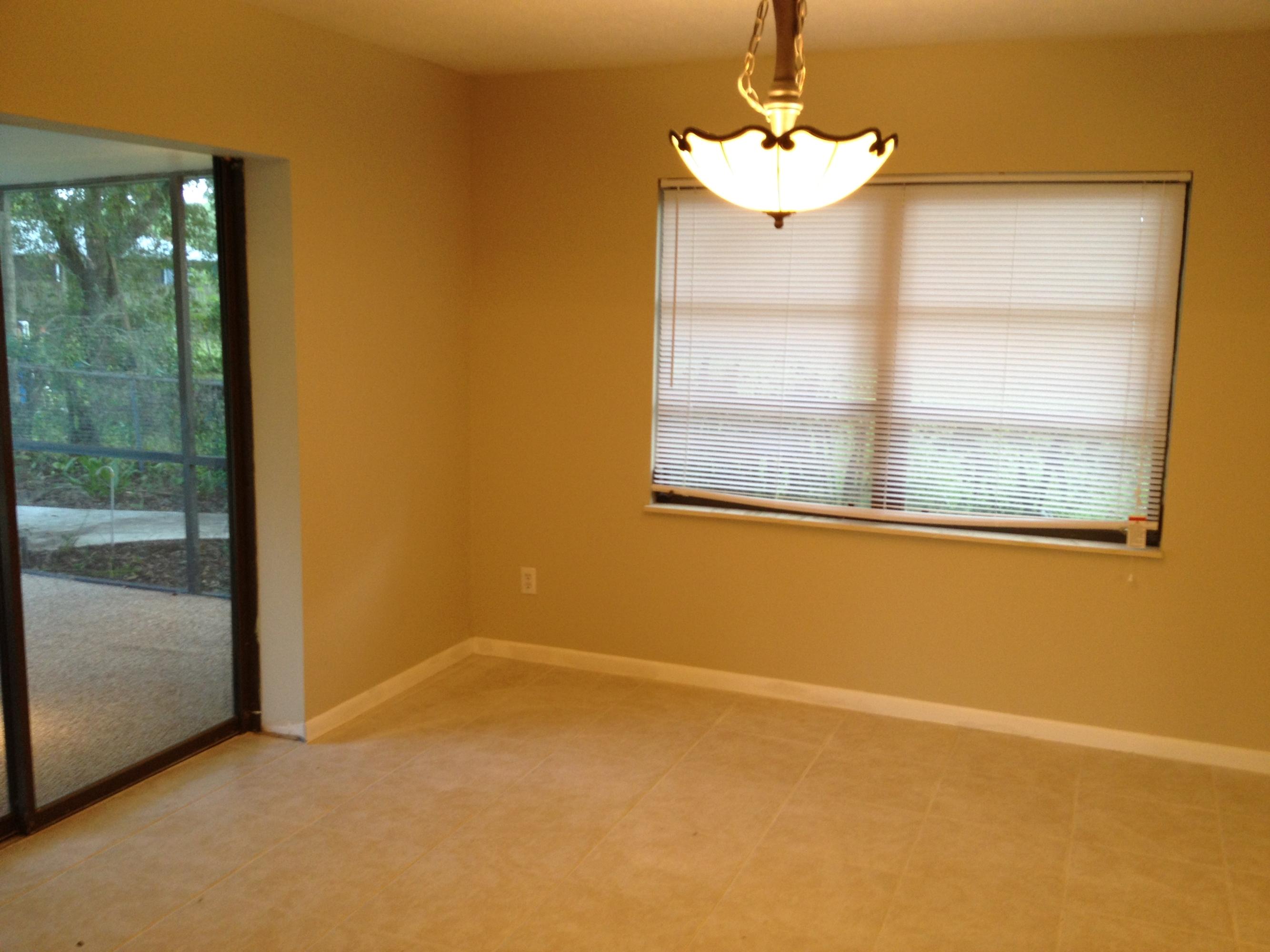 715 Kearney Road Fort Pierce, FL 34982 - Photo 15 of 18 Dining Room