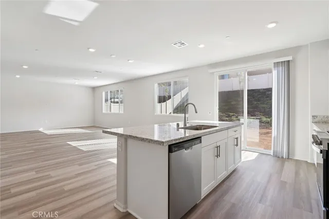 $662,000 | 19508 Hanging Rock Road, Lake Elsinore, CA 92532