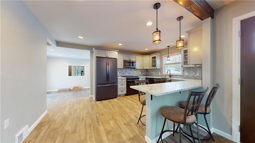 820 Sunset Drive Butler, PA 16001 - Photo 8 of 34