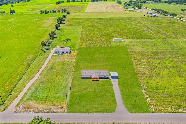 $269,990 | 3106 Smyrna Road, Sunset, TX 76270