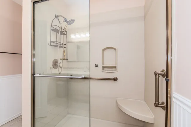 $400,000 | 523 Orleans Avenue, Naperville, IL 60565