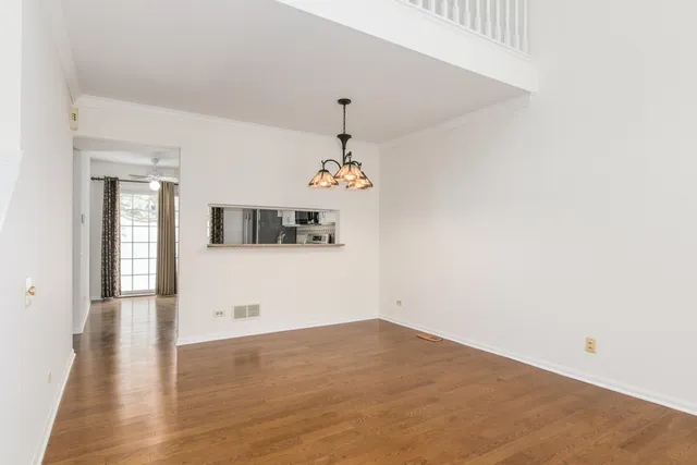 $400,000 | 523 Orleans Avenue, Naperville, IL 60565