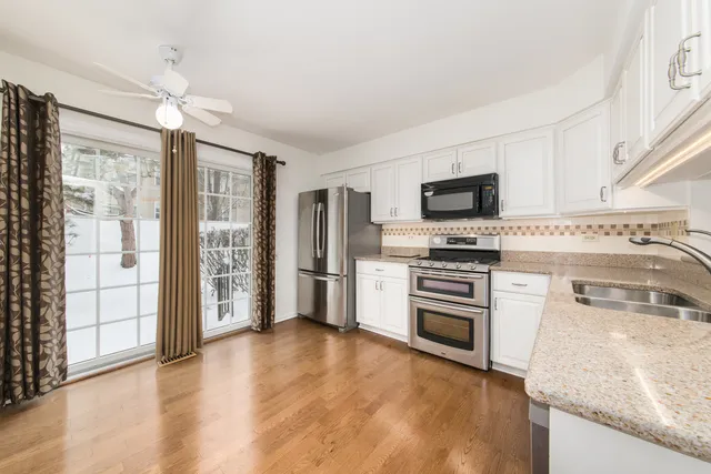 $400,000 | 523 Orleans Avenue, Naperville, IL 60565