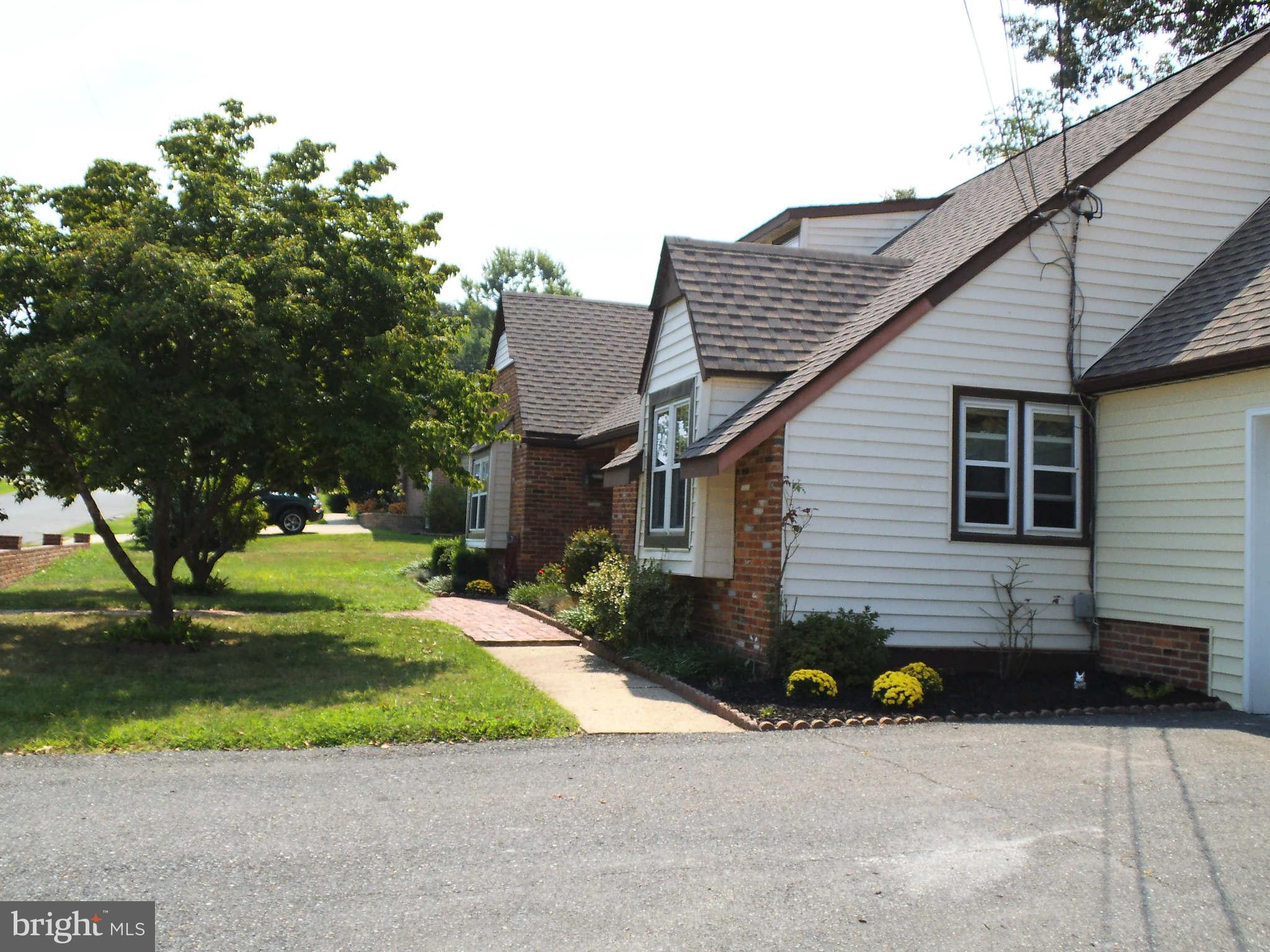 8486 Byrd Road Pasadena, MD 21122 - Photo 2 of 25 Exterior (General)