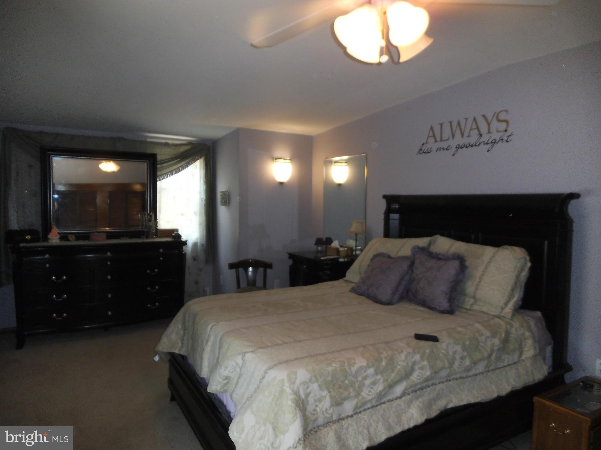8486 Byrd Road Pasadena, MD 21122 - Photo 21 of 25 Bedroom (Master)