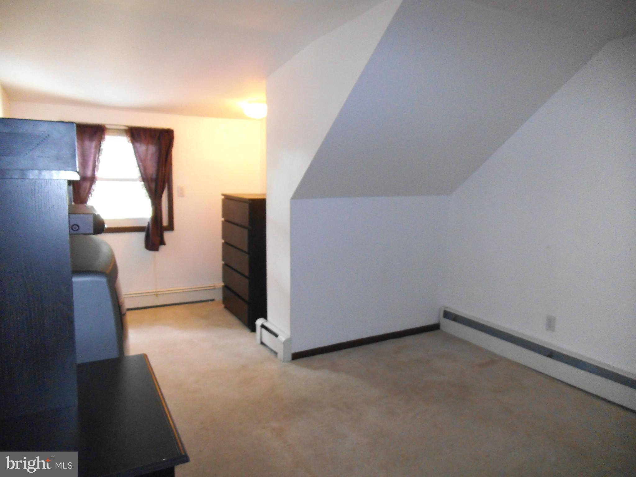 8486 Byrd Road Pasadena, MD 21122 - Photo 23 of 25 Bedroom
