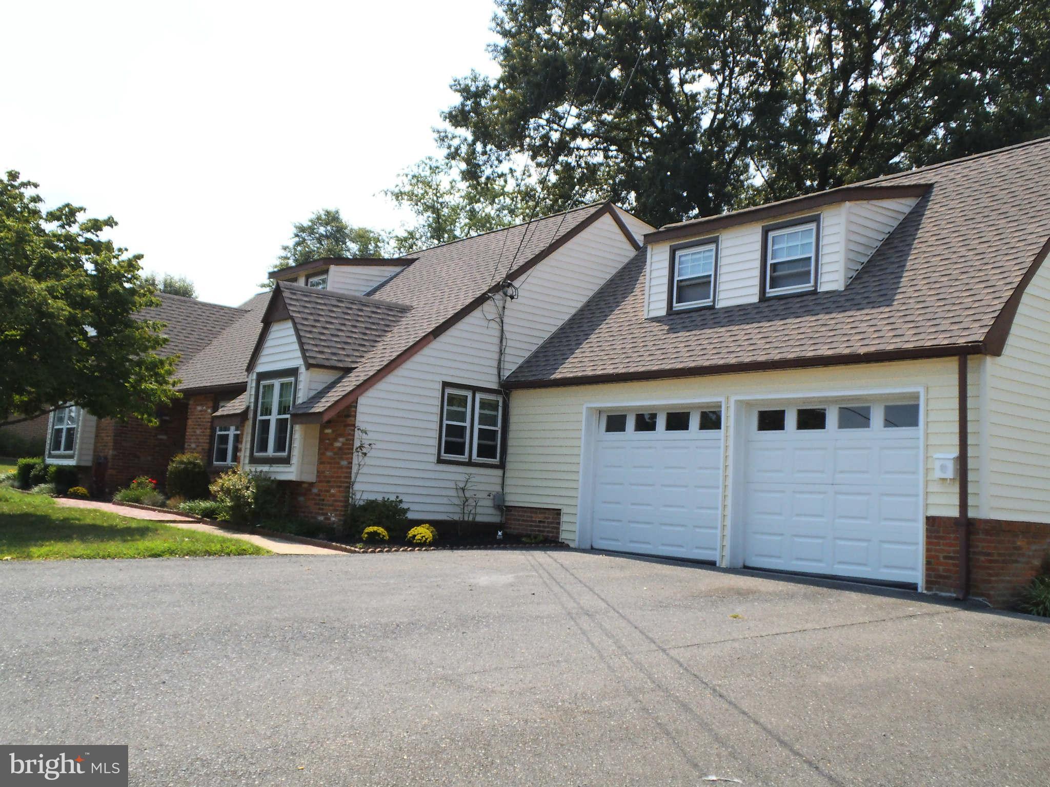 8486 Byrd Road Pasadena, MD 21122 - Photo 4 of 25 Exterior (General)