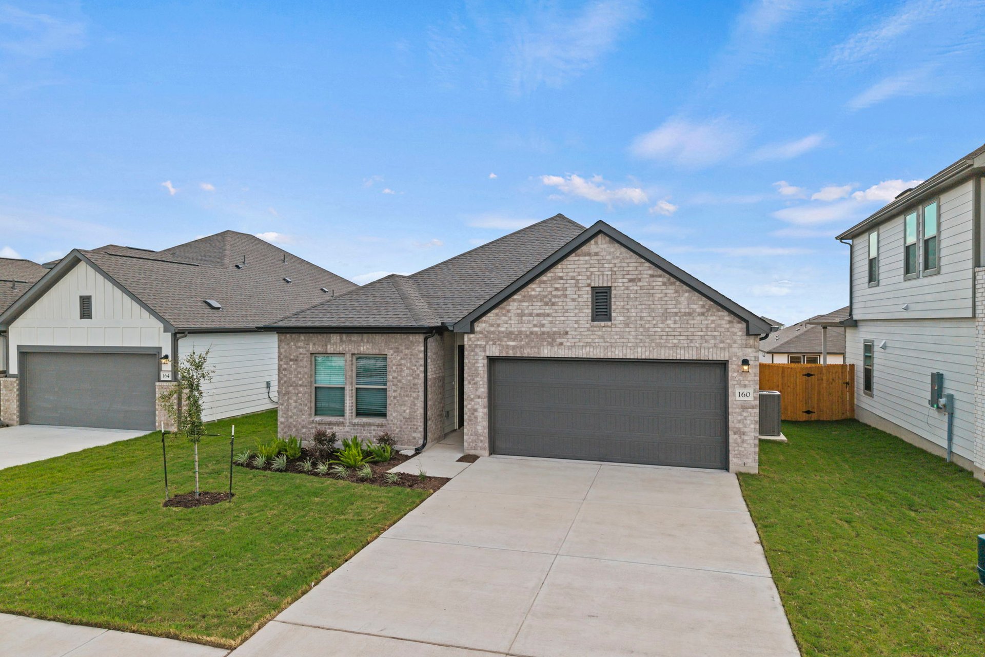 160 Wind Hill Jarrell, TX 76537 - Photo 4 of 27 160 Wind Hill - Potter C Elevation