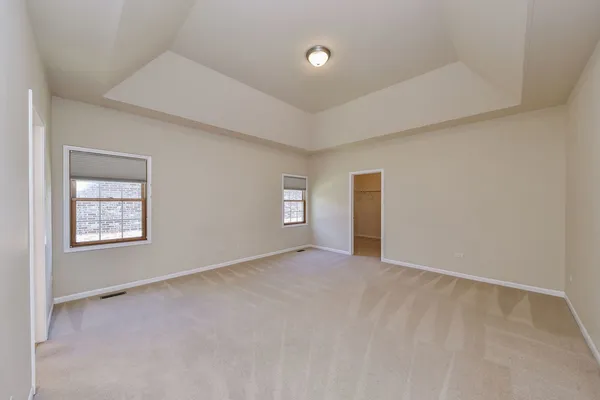 $4,000 | 4N382 Mark Twain Street, St. Charles, IL 60175