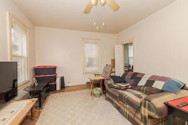 $74,900 | 214 West Owsley Street, Chenoa, IL 61726