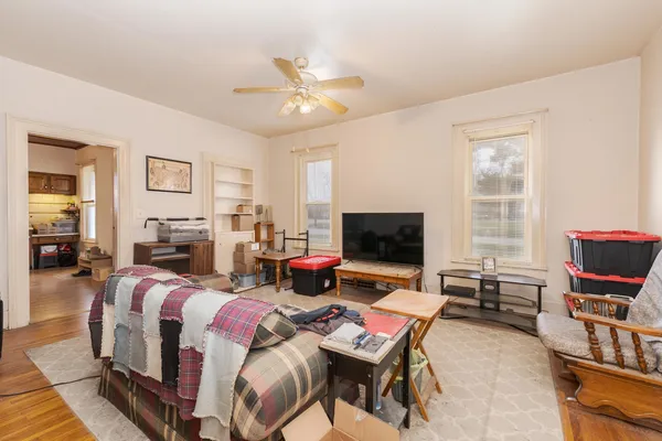 $74,900 | 214 West Owsley Street, Chenoa, IL 61726