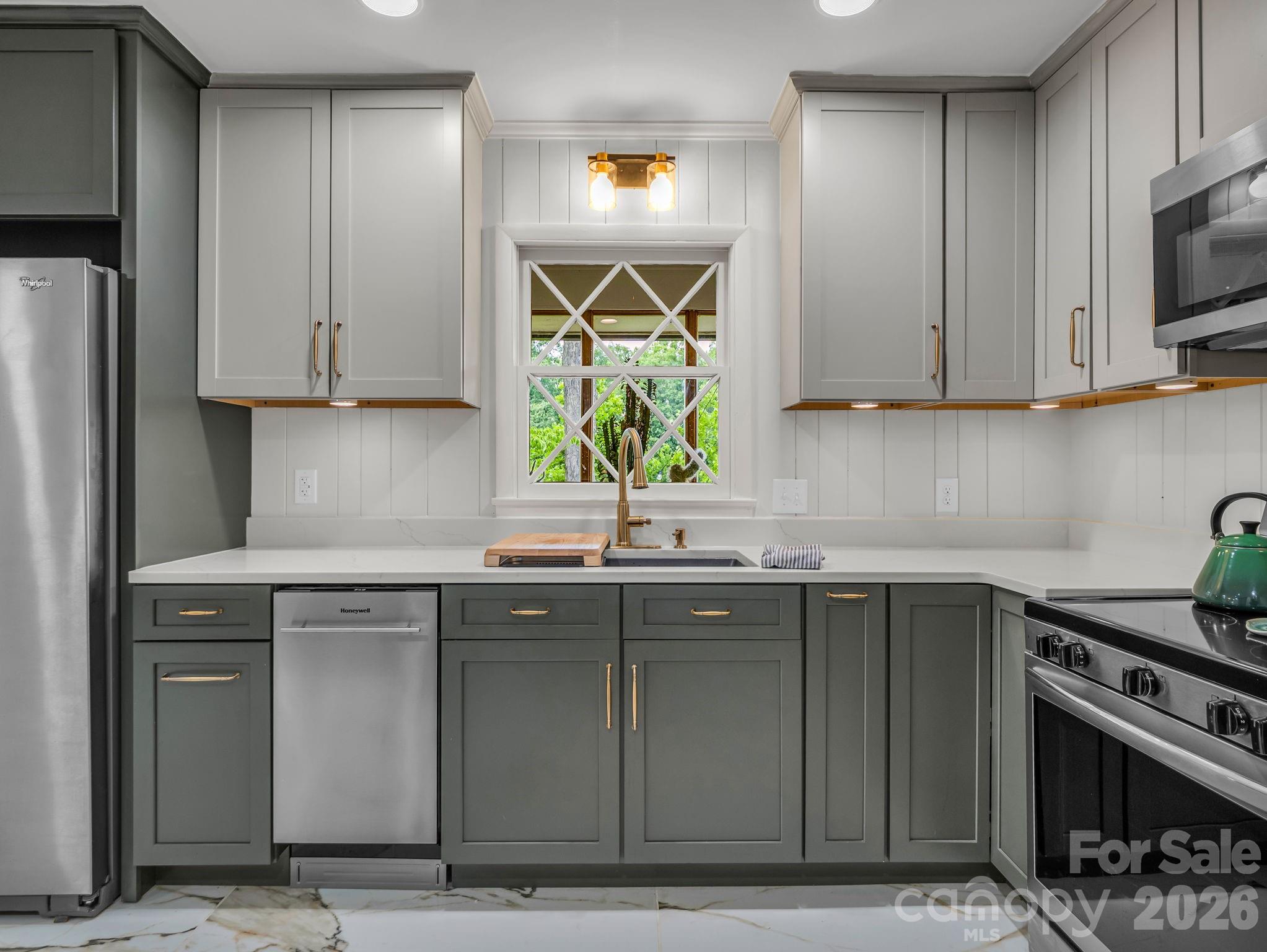 201 Lincoln Road Forest City, NC 28043 - Photo 7 of 32