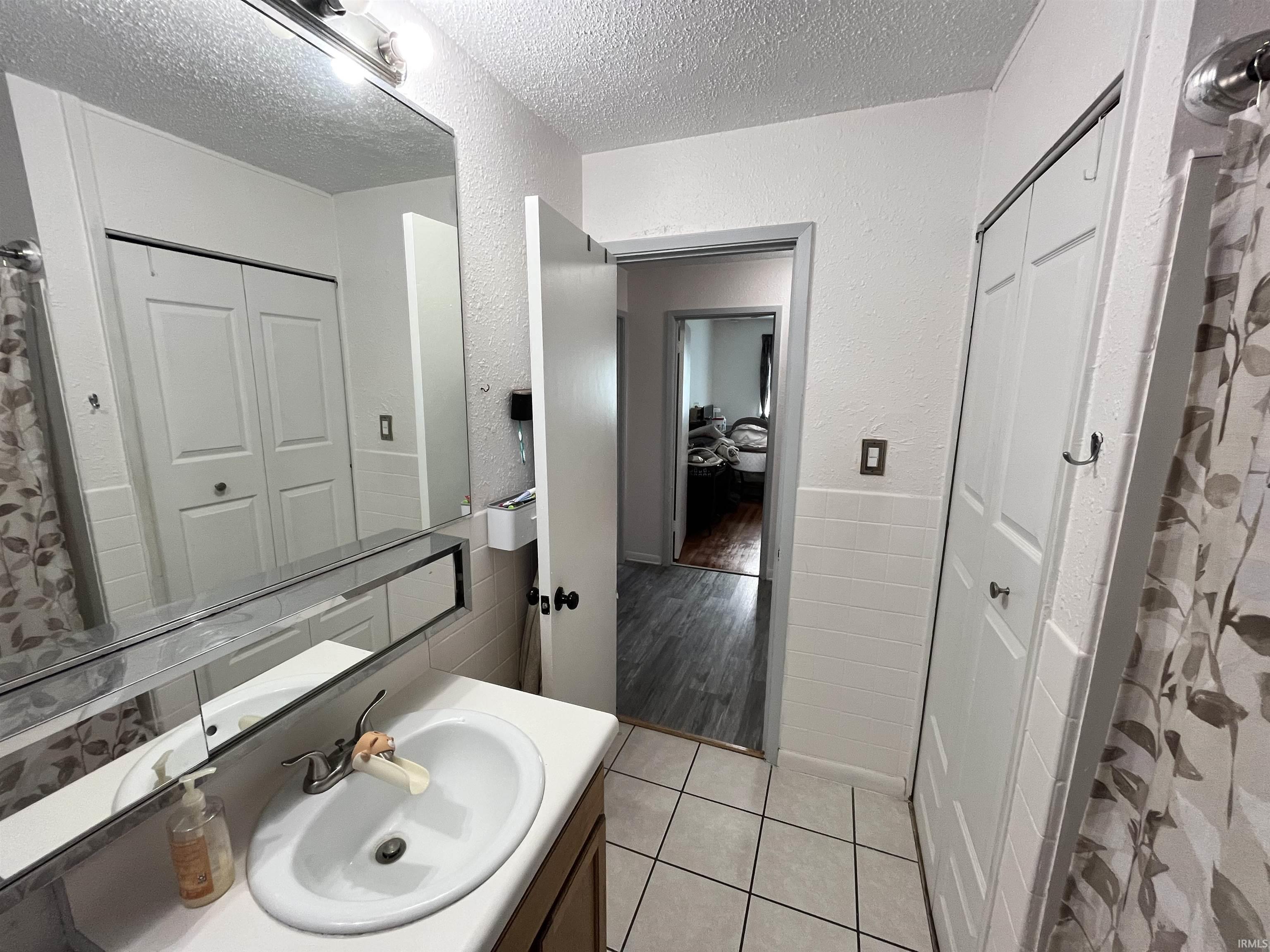 2038 Shaw Avenue Peru, IN 46970 - Photo 12 of 23