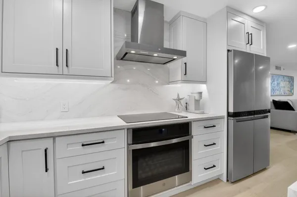 $1,325,000 | 3400 South Ocean Boulevard, Unit 10M, Highland Beach, FL 33487