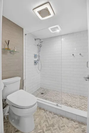 $1,325,000 | 3400 South Ocean Boulevard, Unit 10M, Highland Beach, FL 33487