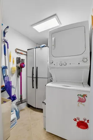 $1,325,000 | 3400 South Ocean Boulevard, Unit 10M, Highland Beach, FL 33487