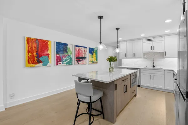 $1,325,000 | 3400 South Ocean Boulevard, Unit 10M, Highland Beach, FL 33487