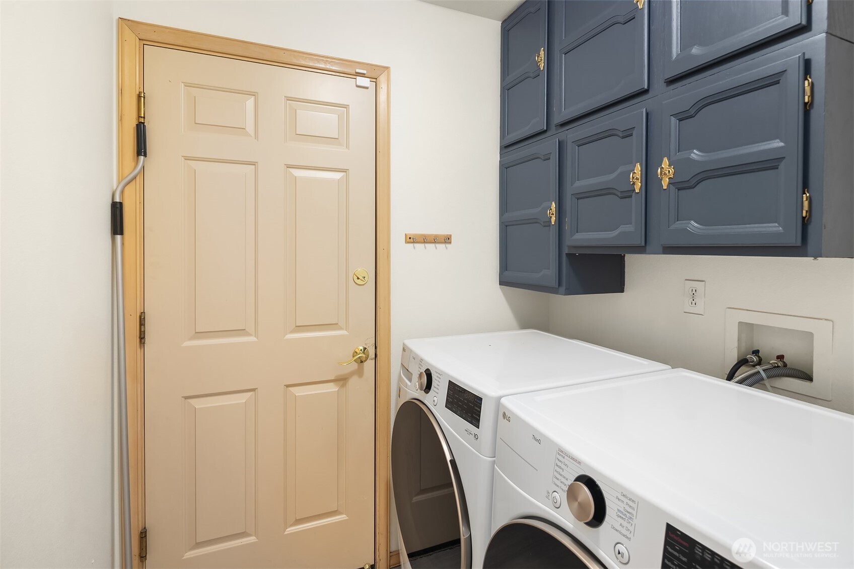 3004 199th Place Southeast Bothell, WA 98012 - Photo 21 of 29 Gallery Image 21