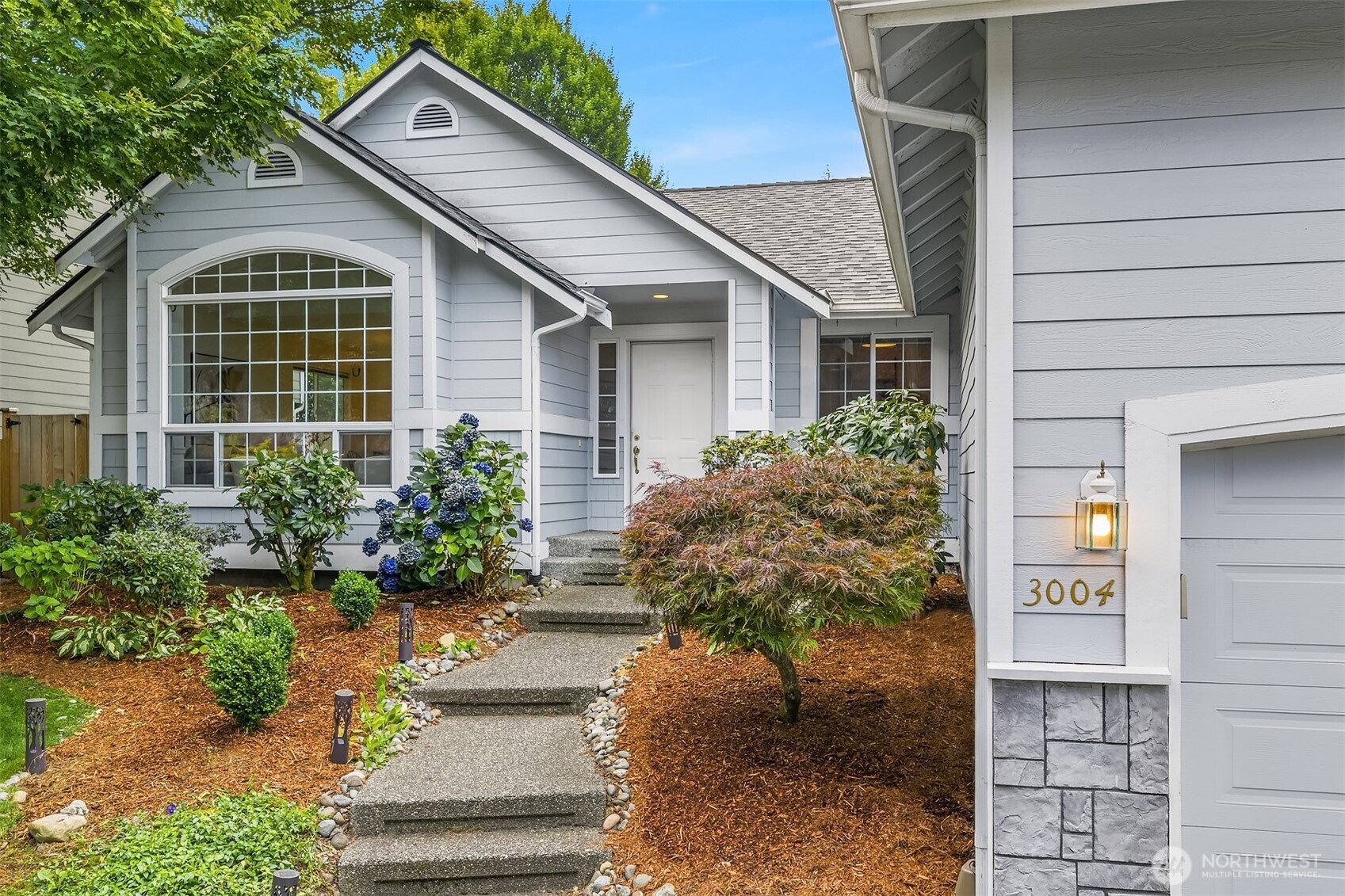 3004 199th Place Southeast Bothell, WA 98012 - Photo 5 of 29 Gallery Image 5