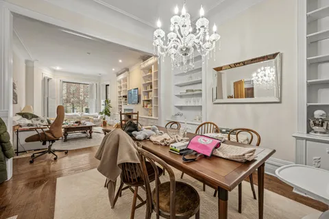 $4,895,000 | 1505-1507 North Dearborn Parkway, Chicago, IL 60610