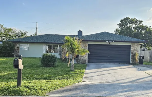 $2,200 | 424 Southeast Skipper Lane, Port St. Lucie, FL 34983