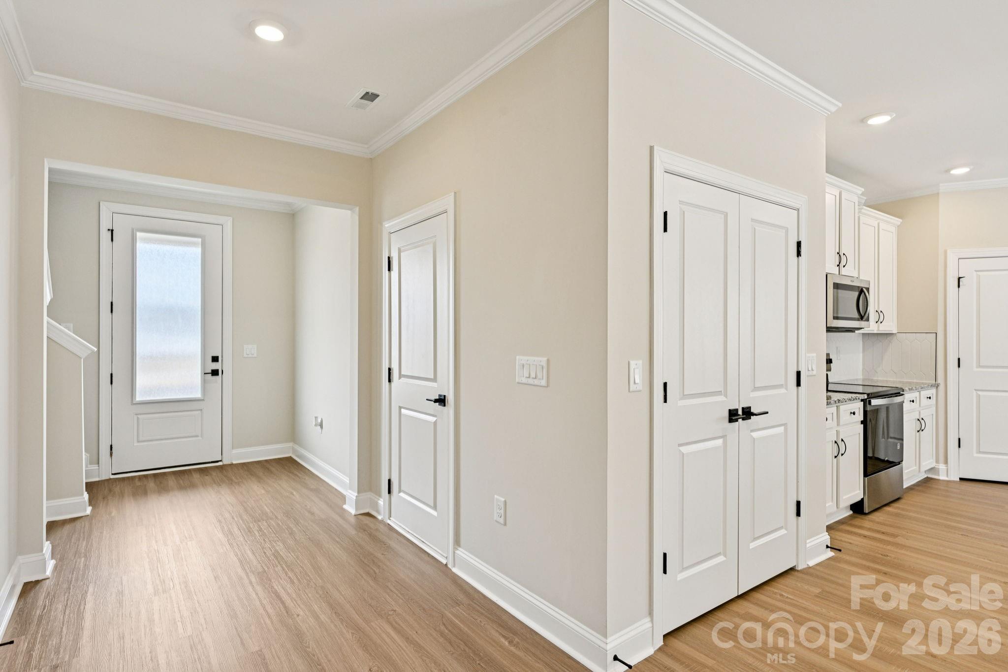 121 Rills Xing Way Troutman, NC 28166 - Photo 5 of 24 Gallery Image 5