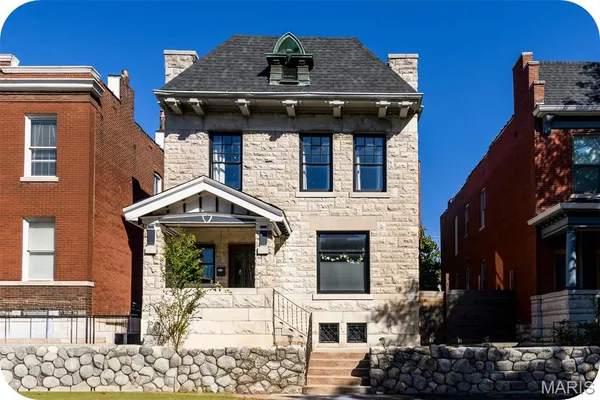 $465,000 | 4567 Arco Avenue, St. Louis, MO 63110