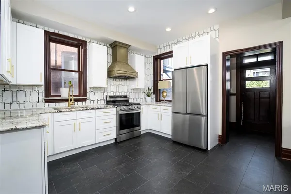 $465,000 | 4567 Arco Avenue, St. Louis, MO 63110